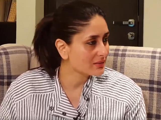 Irrfan Khan Fan Kareena Kapoor On Working With The Actor (Aired: March, 2020)