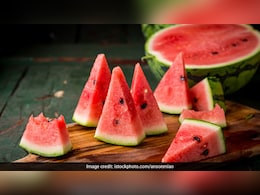 तरबूज के बाद पी लेंगे पानी तो शरीर पर पड़ेगा कैसा असर, एक्सपर्ट ने बताया किसके लिए हो सकता है खतरनाक तरबूज के बाद पी लेंगे पानी तो शरीर पर पड़ेगा कैसा असर, एक्सपर्ट ने बताया किसके लिए हो सकता है खतरनाक