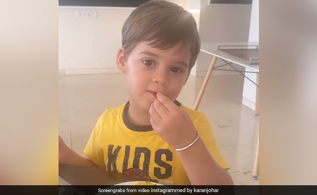 After Being Hilariously Criticised, Its Karan Johar's "Turn To Get Back"