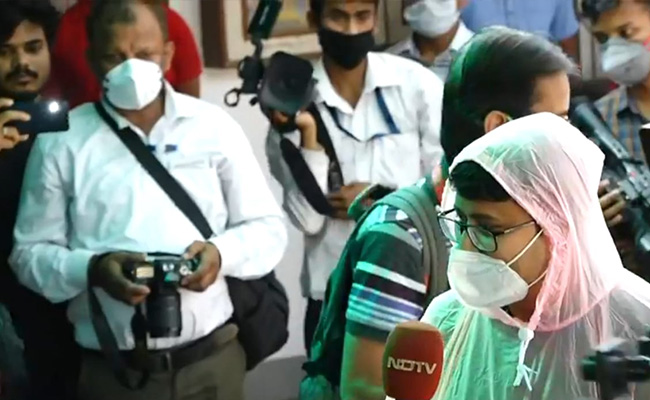 Guwahati Journalists Get Special Suits In Fight Against COVID-19