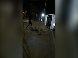 पालघर में 3 लोगों की हुई पीट-पीटकर हत्या तो जीशान अय्यूब बोले- इस देश को नफरत से जला दिया है, लेकिन... पालघर में 3 लोगों की हुई पीट-पीटकर हत्या तो जीशान अय्यूब बोले- इस देश को नफरत से जला दिया है, लेकिन...