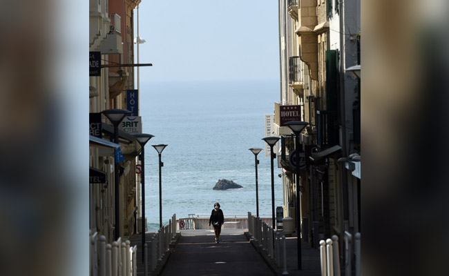 France Tightens Virus Measures As Covid Cases Reach Daily High Of 40,000