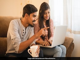 लॉकडाउन में घर पर बैठे-बैठे हो रहे हैं बोर तो ये 7 रोमांटिक गाने बदल देंगे आपका मूड लॉकडाउन में घर पर बैठे-बैठे हो रहे हैं बोर तो ये 7 रोमांटिक गाने बदल देंगे आपका मूड