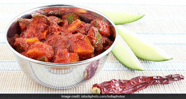 Summer Recipe: This Sweet-N-Sour Mango-Guava Mix Can Keep You Hydrated In a Scorching Summer Afternoon