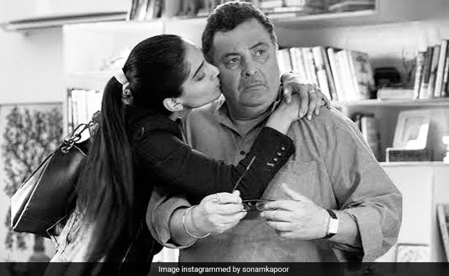 Rishi Kapoor Will Always Be "Chintu Uncle" For Sonam Kapoor, Twinkle Khanna And Others