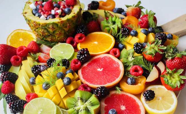 Glowing Skin Diet: स्किन को ग्लोइंग और जवां रखने के लिए बेहद फायदेमंद हैं ये 5 चीजें, डाइट में करें शामिल