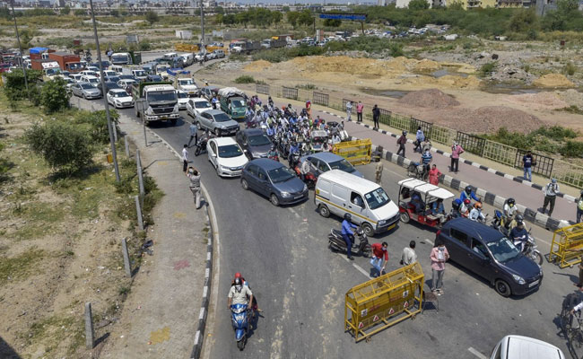 Coronavirus Lockdown 3.0: Here's How You Can Drive Out From Today