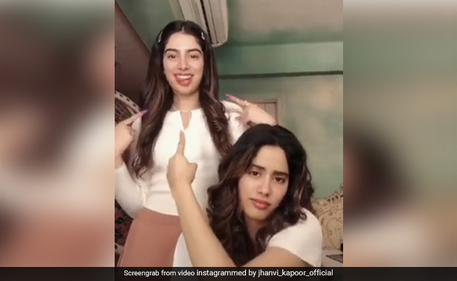 Janhvi Or Khushi, Who Will Get Married First? The Kapoor Sisters Spill The Beans