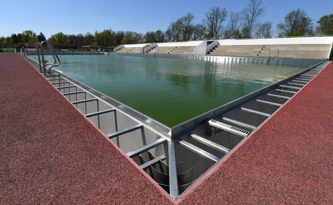 He's Paying $7,000 To Swim In Private Pool During Lockdown