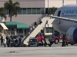 Passengers From Virus-Hit Ships Start Leaving Florida Passengers From Virus-Hit Ships Start Leaving Florida