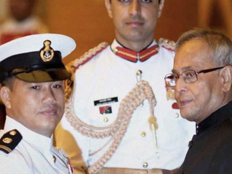 SpiceJet To Airlift Boxer Dingko Singh From Imphal For Cancer Treatment In Delhi