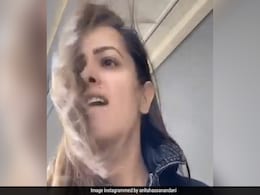 टीवी एक्ट्रेस को लॉकडाउन में सड़क पर घूमते लोगों पर आया गुस्सा, बालकनी से चिल्लाईं- तेरे बाप की शादी है- देखें Video टीवी एक्ट्रेस को लॉकडाउन में सड़क पर घूमते लोगों पर आया गुस्सा, बालकनी से चिल्लाईं- तेरे बाप की शादी है- देखें Video