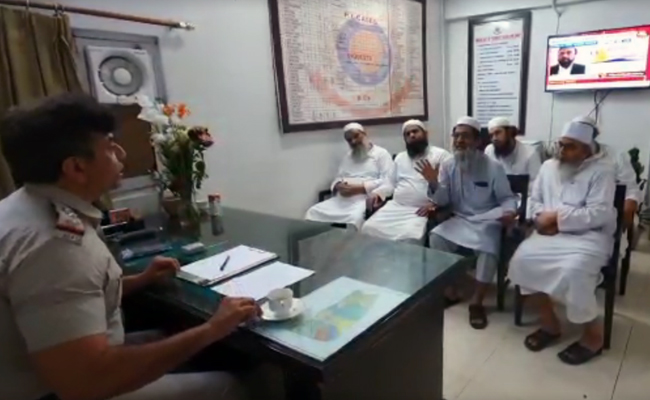निजामुद्दीन के SHO ने मरकज़ के लोगों को पहले ही दी थी हिदायत, सामने आया यह VIDEO
