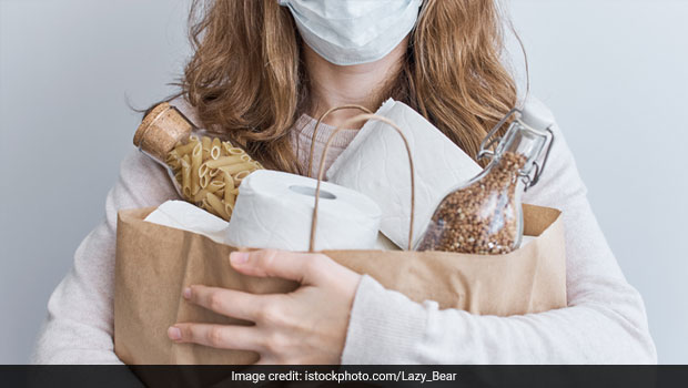 7 Surprising Sources Of Germs When You Go Grocery Shopping, And How To Avoid Them