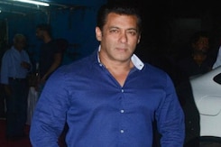 Salman Khan Gets 40M Twitter Followers, Justin Bieber's 'Special' Announcement Salman Khan Gets 40M Twitter Followers, Justin Bieber's 'Special' Announcement