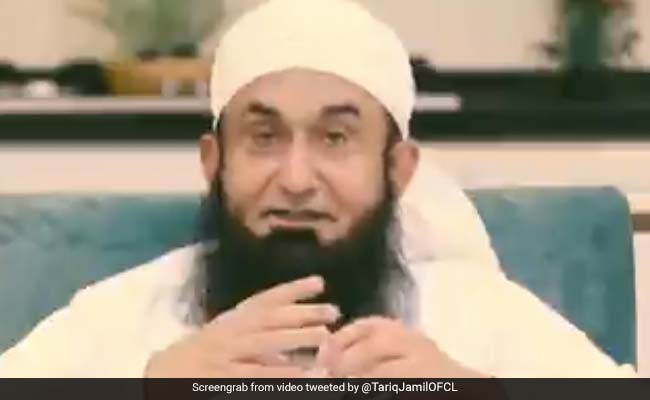 पाकिस्‍तान के मौलाना का आपत्तिजनक बयान,  "महिलाओं के 'गलत काम' की वजह से कोरोनावायरस का कहर झेल रही दुनिया"