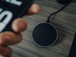 Why Wireless Chargers In Cars Are Useless 