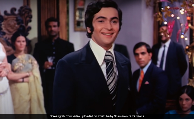 <i>Dafliwale</i> To <i>Om Shanti Om</i>: 12 Classic Rishi Kapoor Songs As Evergreen As He