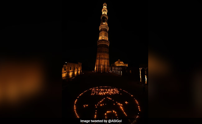 <i>Hum Jeetenge</i>: Monuments Lit With COVID-19 Messages On World Heritage Day