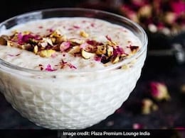 आज क्या बनाऊं: मीठा खाने के शौकीन हैं तो एक बार जरूर ट्राई करें सेवई, फटाफट नोट करें रेसिपी आज क्या बनाऊं: मीठा खाने के शौकीन हैं तो एक बार जरूर ट्राई करें सेवई, फटाफट नोट करें रेसिपी
