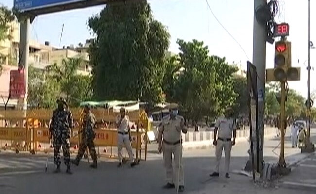 लॉकडाउन में पुलिसकर्मी कर रहे हैं शराब की तस्करी, एक और गिरफ्तार