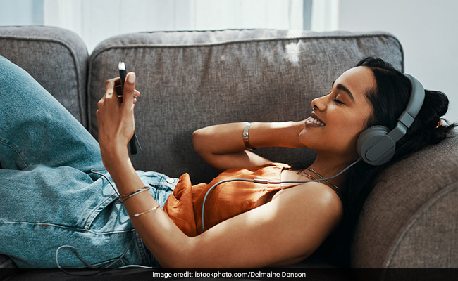 Expert Mental Health Tips And Dos and Don'ts To Follow During Quarantine