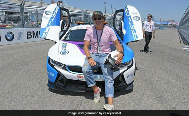 YouTuber Hits Stranger's Car, Gets A Surprising Message After That...