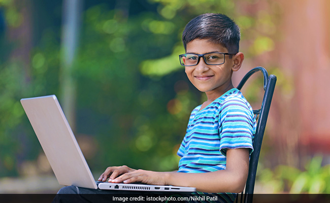 स्कूली शिक्षा के लिए बनाया जा रहा है नया राष्ट्रीय पाठ्यक्रम, साल के अंत तक होगा पेश, इन विषयों पर होगा जोर