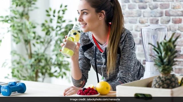 Lockdown diet and fitness tips: Try to wake up and sleep at the same time to regulate sleep cycle
