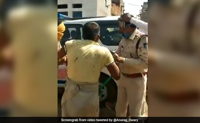 मध्यप्रदेश : कोरोना संदिग्ध की स्क्रीनिंग करने के लिए गए डॉक्टर और पुलिस दल पर हमला