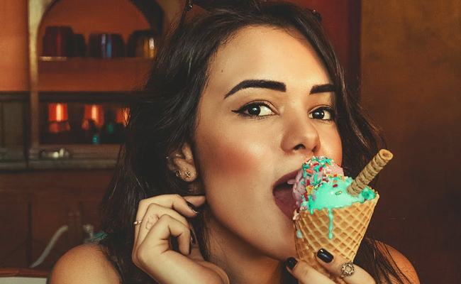 7 Healthy Alternatives For Your Junk Food Craving
