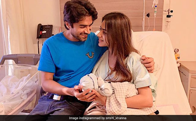 TV Couple Smriti Khanna And Gautam Gupta Welcome Baby Girl. See Pic