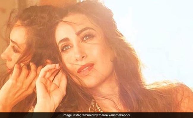 Karisma Kapoor's Ethnic Look Will Give You A Dose Of Glam