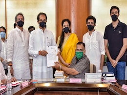 महाराष्ट्र : उद्धव ठाकरे सहित नौ उम्मीदवार निर्विरोध विधान परिषद सदस्य चुने गए महाराष्ट्र : उद्धव ठाकरे सहित नौ उम्मीदवार निर्विरोध विधान परिषद सदस्य चुने गए