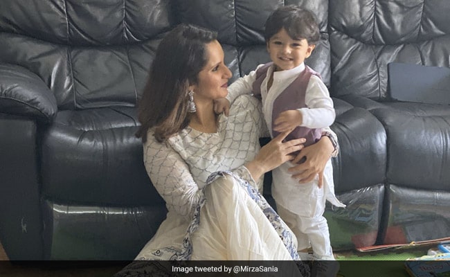 Sania Mirza Share a adorable pic with Son Izhaan Malik on eid 2020 Sania Mirza Share a adorable pic with Son Izhaan Malik on eid 2020