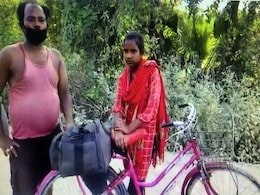 Super 30 Founder's Offer To Teen Who Cycled 1,200 km With Injured Father Super 30 Founder's Offer To Teen Who Cycled 1,200 km With Injured Father