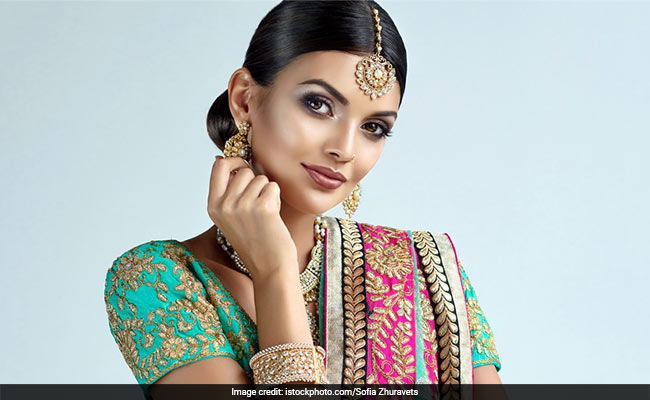 5 Pretty Embroidered <i>Sarees</i> That Are Perfect For All Occasions