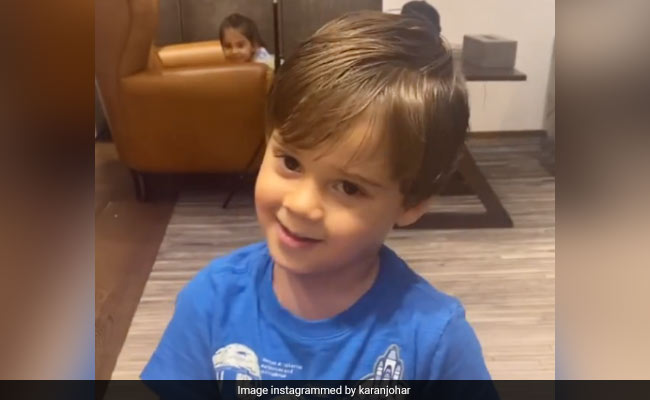 While Yash Gave Karan Johar Hair Advice, Deepika Padukone Spotted Someone Else In The Background