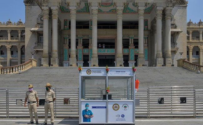 32 College Students Test Positive For COVID-19 In Karnataka