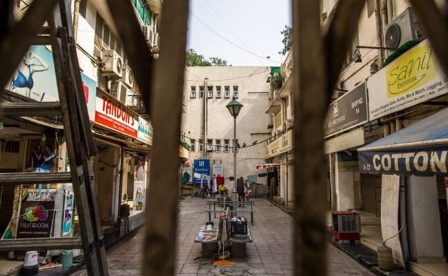 Punjab Announces Daily Night Curfew And Full Lockdown On Weekend Punjab Announces Daily Night Curfew And Full Lockdown On Weekend