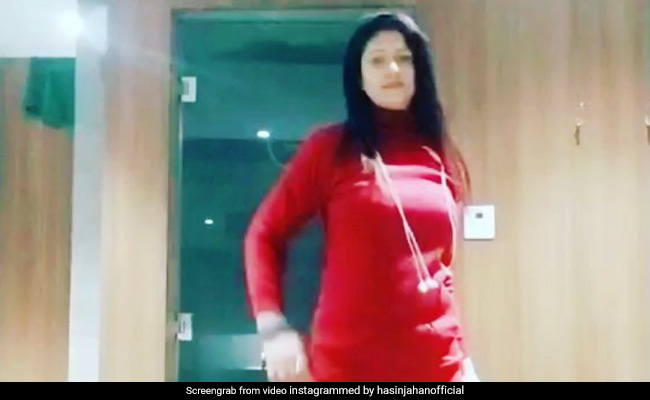 हसीन जहां ने VIDEO शेयर कर ट्रोलर्स को दिया जवाब, बोलीं- हाथी गुजरता है तो भौंकते हैं, लेकिन हाथी चाल नहीं बदलता...