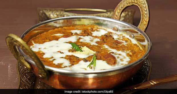 Move Over Dal Makhani, Try Signature Dal Dhaba Recipe By Dhaba Restaurant For A Uniquely Satisfying Meal