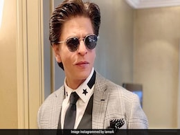 Shah Rukh Khan Tweets "Prayers, Thoughts And Love" For Cyclone Amphan-Hit Bengal And Odisha Shah Rukh Khan Tweets "Prayers, Thoughts And Love" For Cyclone Amphan-Hit Bengal And Odisha
