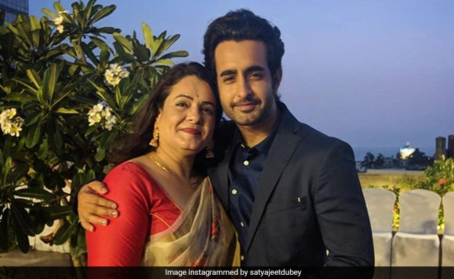 <I>Prassthanam</I> Actor Satyajeet Dubey Is Isolating With Sister After His Mother Tested Positive For COVID-19