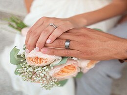 Chinese Couple Who Met On Blind Date, Gets Married After Being Stuck In 10-Day Lockdown Chinese Couple Who Met On Blind Date, Gets Married After Being Stuck In 10-Day Lockdown