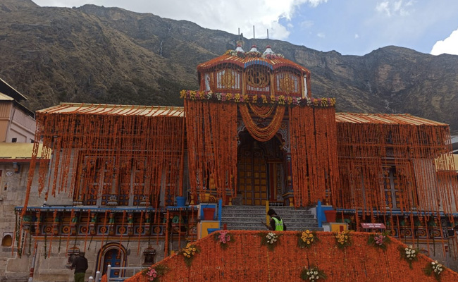 Badrinath Temple Opens, No Devotees Allowed Amid Coronavirus Pandemic