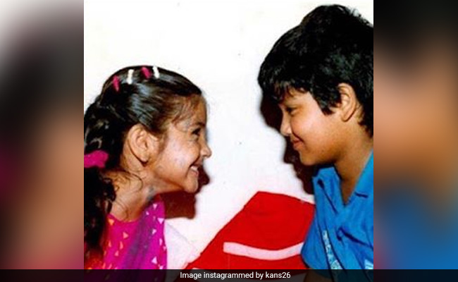 Here's How Birthday Girl Anushka Sharma's Brother Karnesh Wished Her