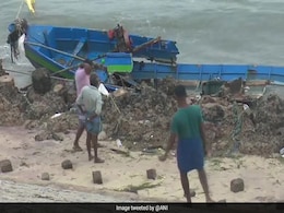 Cyclone Amphan: आखिर इस तूफान का नाम अम्फान कैसे पड़ा? जानिए इसके बारे में ये बातें Cyclone Amphan: आखिर इस तूफान का नाम अम्फान कैसे पड़ा? जानिए इसके बारे में ये बातें