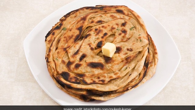 Ajwain parantha can provide you with sufficient fibre and essential fats