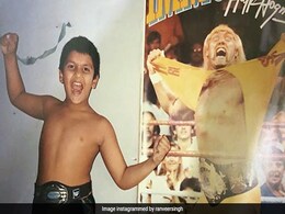 रणवीर सिंह बचपन में करते थे इस रेसलर को फॉलो, Photo शेयर कर बोले- जब WWF जिंदगी हुआ करती... रणवीर सिंह बचपन में करते थे इस रेसलर को फॉलो, Photo शेयर कर बोले- जब WWF जिंदगी हुआ करती...